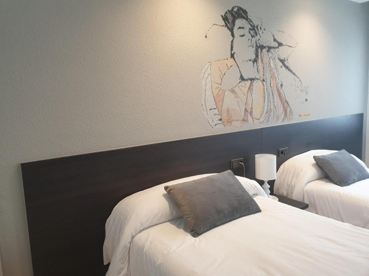 Hotel Arts - Gasteiz Centro Vitoria-Gasteiz Kültér fotó