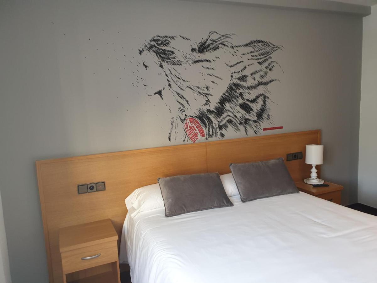 Hotel Arts - Gasteiz Centro Vitoria-Gasteiz Kültér fotó